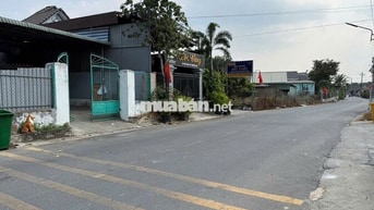 Bán nhà chính chủ tại Khánh Bình, Tân Uyên, 231m2, đang thuê 6,5 triệu