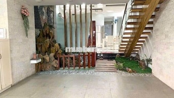 CHO THUÊ NHÀ 4 TẦNG MT LÊ DUY ĐÌNH , 4PN 