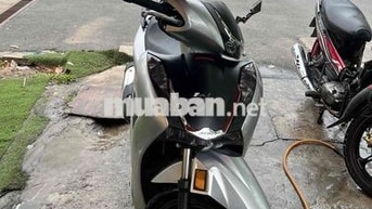 Honda SH 160 màu Bạc
