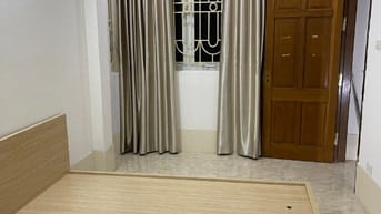 Chính chủ có phòng tầng 2, số 38/32/1 phố Khâm Thiên, Đống Đa