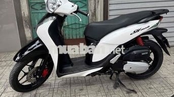 Honda SH Mode Trắng đen