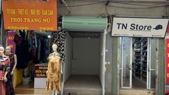 Cho thuê cửa hàng mới đẹp tại 236 Đê La Thành nhỏ, quận Đống Đa