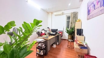 Nguyễn Chí Thanh – Ba Đình – 71 M2 – 5 Tầng – MT 6 M – Giá 33.1 Tỷ.  