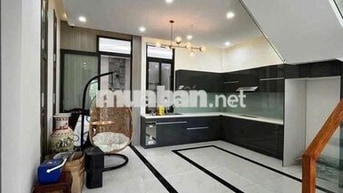 BÁN NHÀ 2 LẦU ĐẸP
- ĐƯỜNG SỐ 2 KDC NAM LONG 
CÁCH BX,TRUNG TÂM CẦN THƠ
