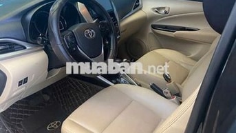 Toyota Vios màu Đen