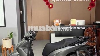 SH160 Abs 2026 Xám titan mới đi 420 km