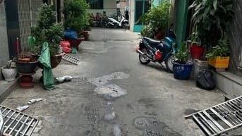 4,25 Tỷ Nhà HXH P3Q8 3x15 ( nhà nát , xây mới ) 