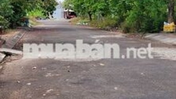 Bán nền có diện tích 5*20=100m2 giá chưa tới 2 tỷ
