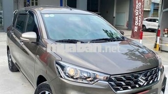 Suzuki Ertiga Hybrid 2022 lăn bánh 28.000km
