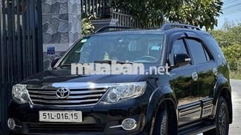 Toyota Fortuner Đen 97.000 km