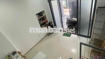 NHÀ GIÁ RẺ TRUNG TÂM TAM BÌNH GẦN PHẠM VĂN ĐỒNG