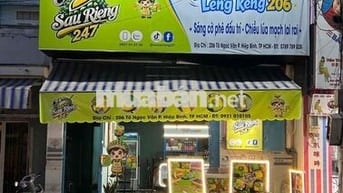 cần share lại mặt bằng bán buổi sáng đến 9h .