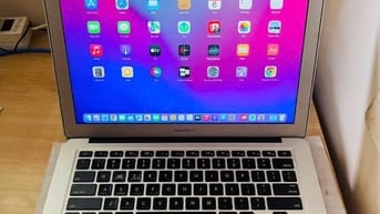 Macbook Air 2017 13" i5/8gb/128gb