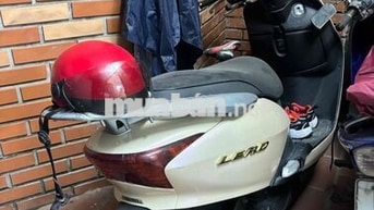 Honda Lead Nữ Vàng kem