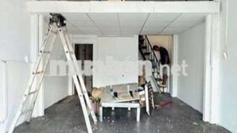 Mặt tiền nhánh Tân Sơn Nhì Buôn bán tốt dt 4x10m đúc lững