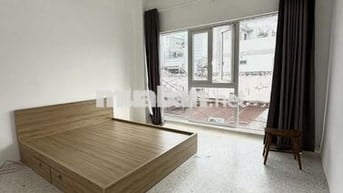 Phòng 35m2 tách 2 ngăn riêng biệt