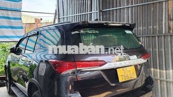 Toyota Fortuner 2018 Nâu 330 km