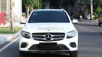 Mercedes GLC300 4Matic Model 2019 - 32000km