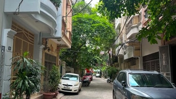 Bán nhà 5 tầng phố Lê Trọng Tấn, Thanh Xuân, phân lô 70m2, ô tô tránh