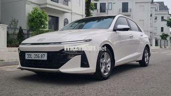 Hyundai Accent 2024 1.5 AT 8000 km Trắng
