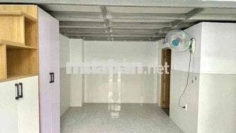 DUPLEX CỬA SỔ TRỜI GẦN CĐ ĐIỆN LỰC GIÁ 2xxx