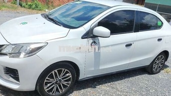 Mitsubishi Attrage 2021 Trắng