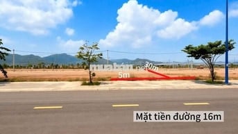 BÁN LÔ ĐẤT XÂY DỰNG TỰ DO TRONG LÒNG KHU CÔNG NGHIỆP