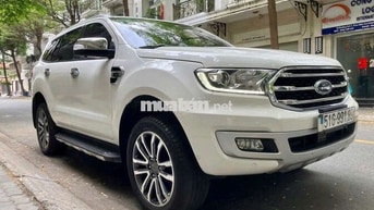 Ford Everest bản Titanium full 2 cầu SX 2019