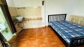 PHÒNG CHO THUÊ NGAY CẦU CÔNG LÝ TRƯỜNG SA GIÁ 2tr8 ,4TR5