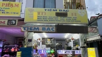 Chủ ngộp bán nhà MT Phạm Văn Đồng giá 1.25 tỉ 5x23m 1 trệt 2 lầu 4PN 