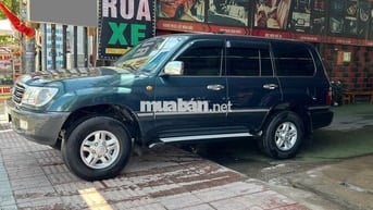 Toyota LandCruiser GX model 2002 MT máy xăng 2 cầu