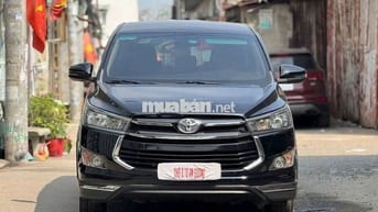 Toyota Innova Venturer Đen