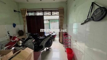 Nhà 1 trệt 2 lầu 4PN hẻm xe hơi gần Hoàng Diệu 2 Thủ Đức