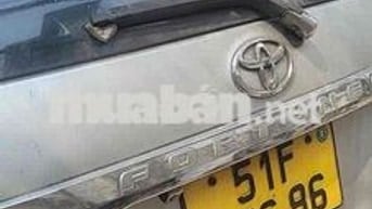 Toyota Fortuner 7 chỗ Bạc