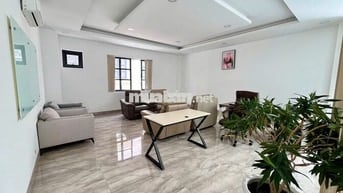 Văn phòng CityLand 1P ban công từ 6tr nguyên lầu từ 8tr