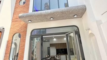 CẦN BÁN GẤP NHÀ GÁC LỬNG SỔ HỒNG RIÊNG THỔ CƯ 100% GẦN TRẠM THU PHÍ BỬ