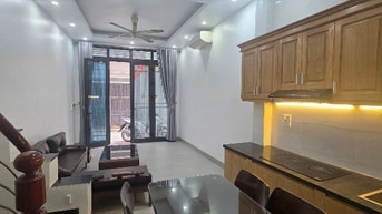 BÁN NHÀ PHƯỜNG VIỆT HƯNG LONG BIÊN HÀ NỘI OTO THÔNG