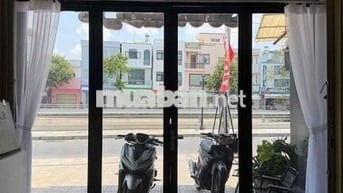 Cần sang mặt bằng , còn thương lượng , đã sửa chữa đẹp vào là làm luôn