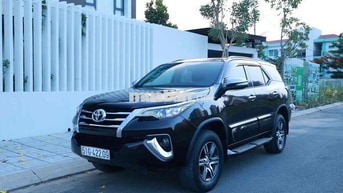 Toyota Fortuner 2017 máy Xăng odo 10vạn