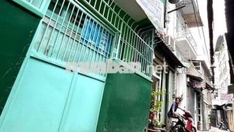 Bán nhà Đ.Khánh Hội, 10m ra mặt tiền xe hơi, ngay Đ.Tôn Thất Thuyết,