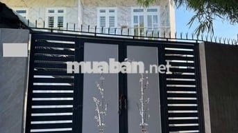 Nhà 3 tầng, Sân đậu xe hơi, Gần chợ Tam Bình đường Gò Dưa, Vào ở ngay