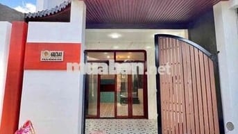 Nhà đẹp, hẻm nhánh, cách hồ Búng Xáng chỉ 50 m, đậu xe hơi thoải mái