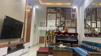 7 tỷ có ngay nhà dân xây chắc chắn ngay gần trường học viện tài chính