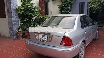 Ford Laser tư nhân sang tên được ạ