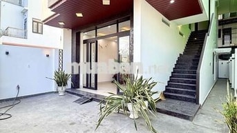 CHO THUÊ NHÀ Ở 4 PHÒNG NGỦ CÓ THANG MÁY KĐT MỸ GIA GIÁ 25 TRIỆU/THÁNG