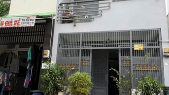 Bán nhà 1 trệt 1 lầu với giá 2 tỷ 300tr ngay KDC Phong Phú Bình Chánh 