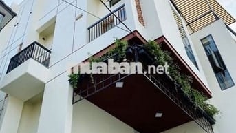 CẦN BÁN TÒA NHÀ CĂN HỘ MINI 35 PHÒNG  NGAY TRUNG TÂM CẨM LỆ