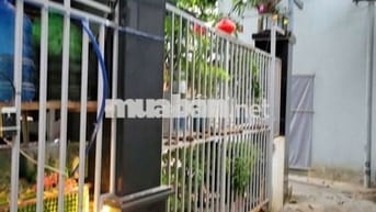 ĐẤT TẶNG NHÀ DIỆN TÍCH KHỦNG – NGAY TRUNG TÂM CẨM LỆ