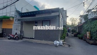 NHÀ ĐƯỜNG XE TẢI THÔNG VITRI ĐẸP GẦN CHỢ TRƯỜNG HỌC MẦM NON 