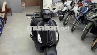 Vespa Sprint 125Abs bản Notte chuẩn rin Hỗ trợ gop